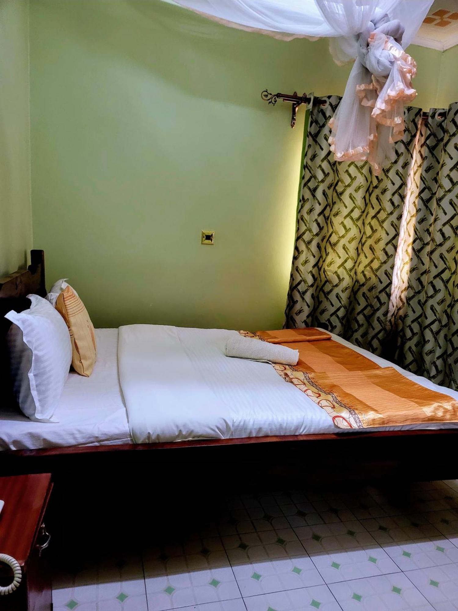 Apex Resort Накуру Екстер'єр фото